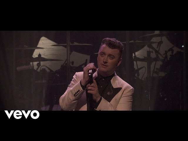 Sam Smith - Lay Me Down (Live At The Apollo Theater) class=