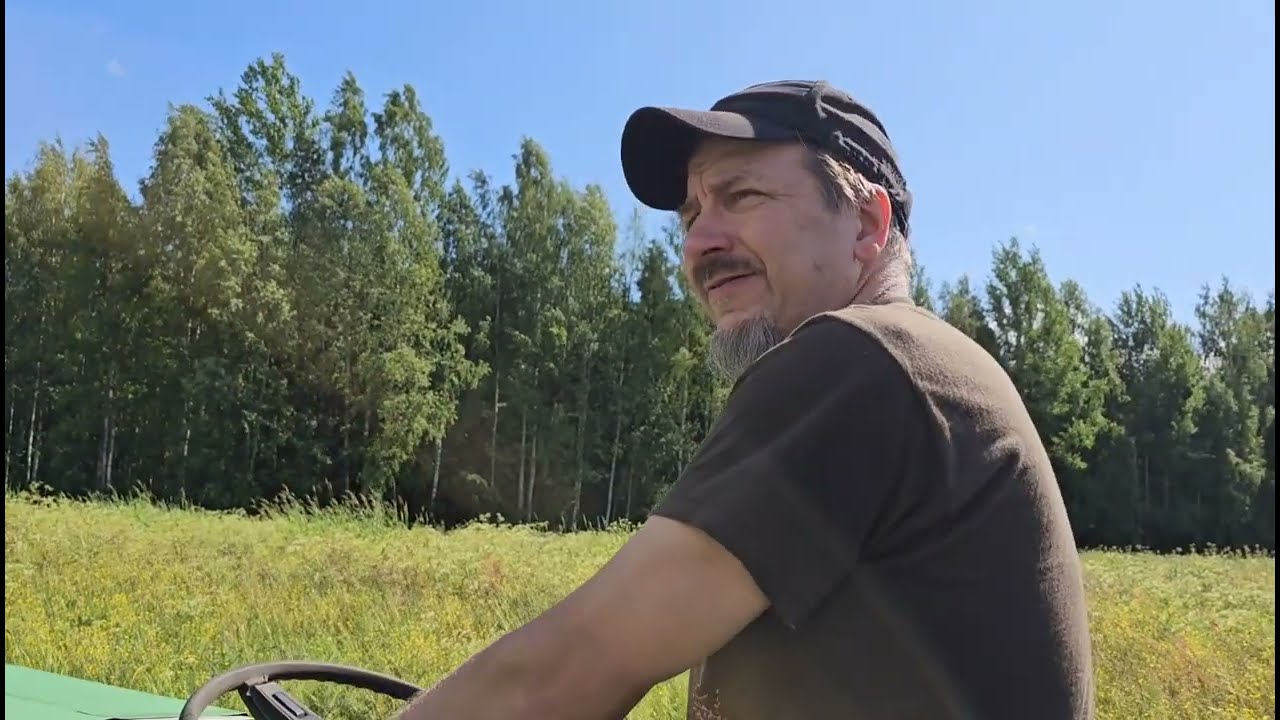 Vanhan hevosniittokoneen testaus. Testing the old horse mower.