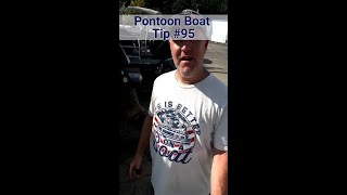 𝗣𝗼𝗻𝘁𝗼𝗼𝗻 𝗕𝗼𝗮𝘁 𝗧𝗶𝗽 #𝟵𝟱:  Keeping the Outboard Up or Down? #shorts