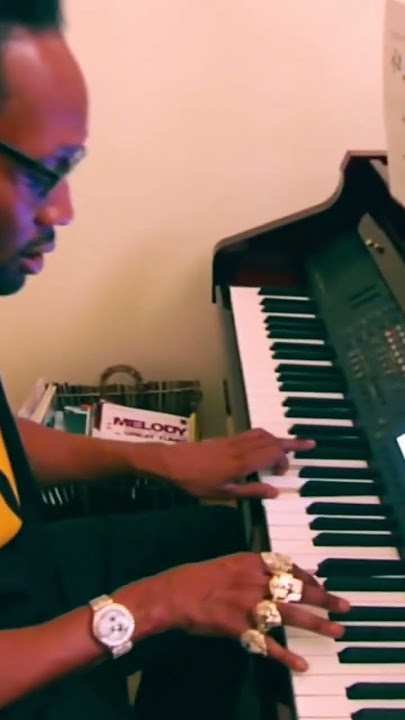 The Rza and his many musical talents. #wutang  #musicproducer #beatmaker