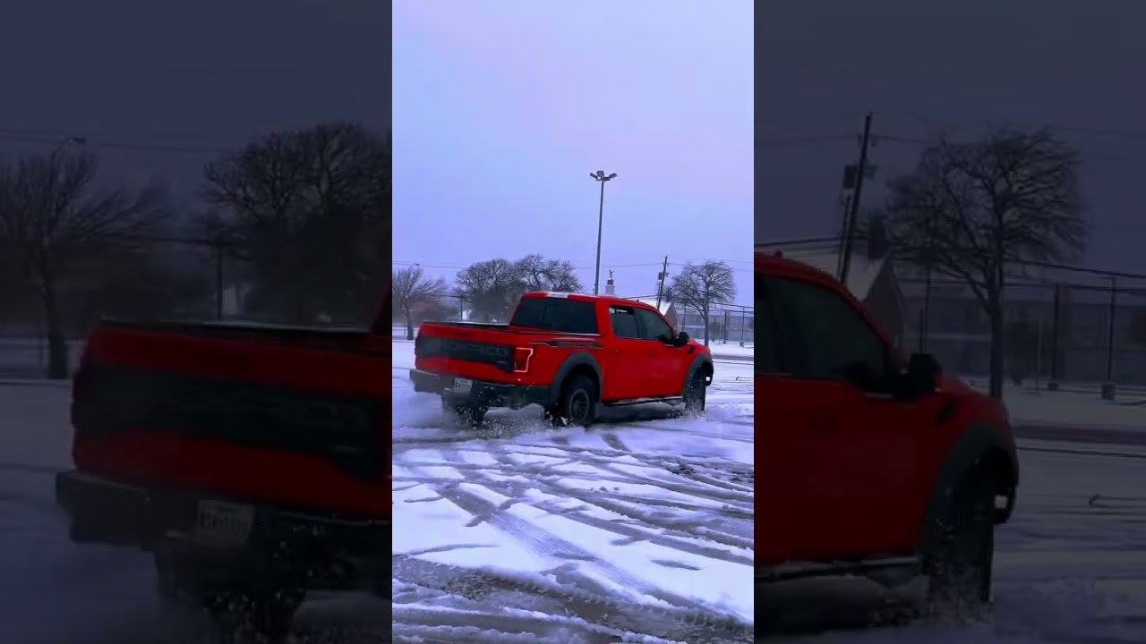 Snow donut in Texas 2025