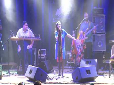 أنا أنا الصديق امنية حسن