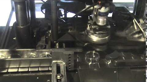 Resina NRS-30 Capper Video. USA Capping Machinery NRS30 S30 Cap Machine