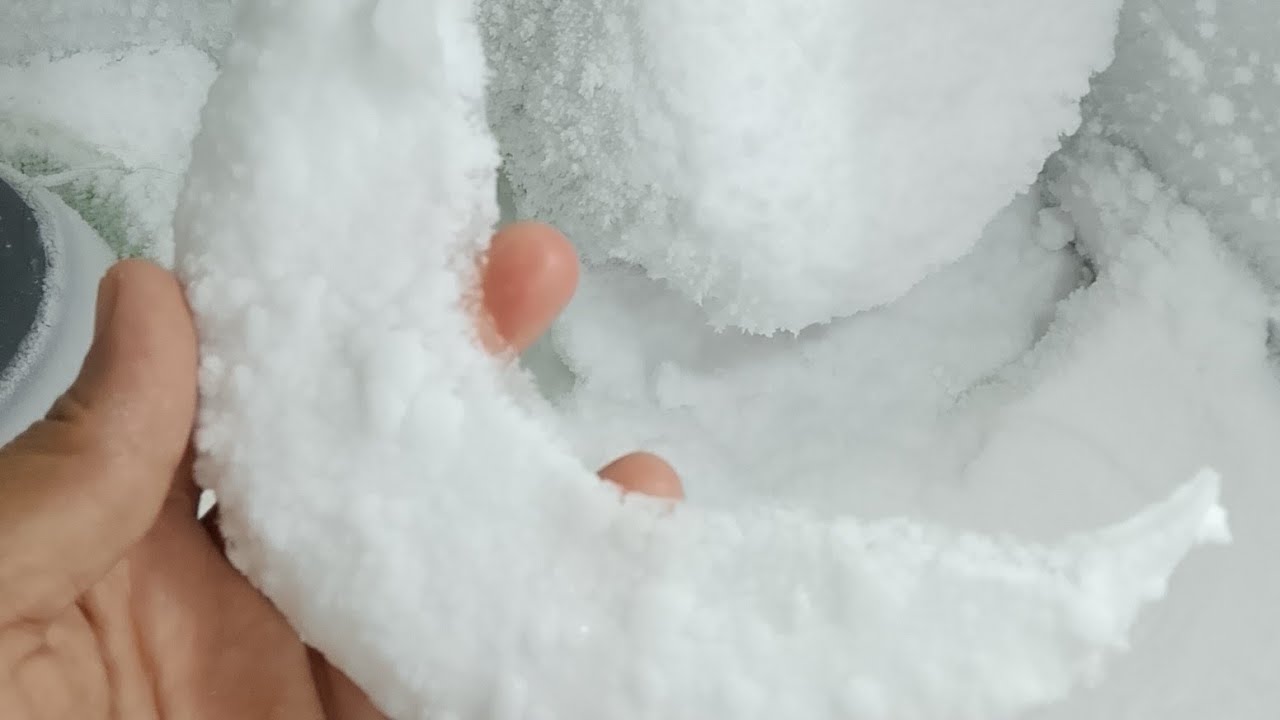 Fly me to the 🌙moon🤍 freezer frost, frostbites