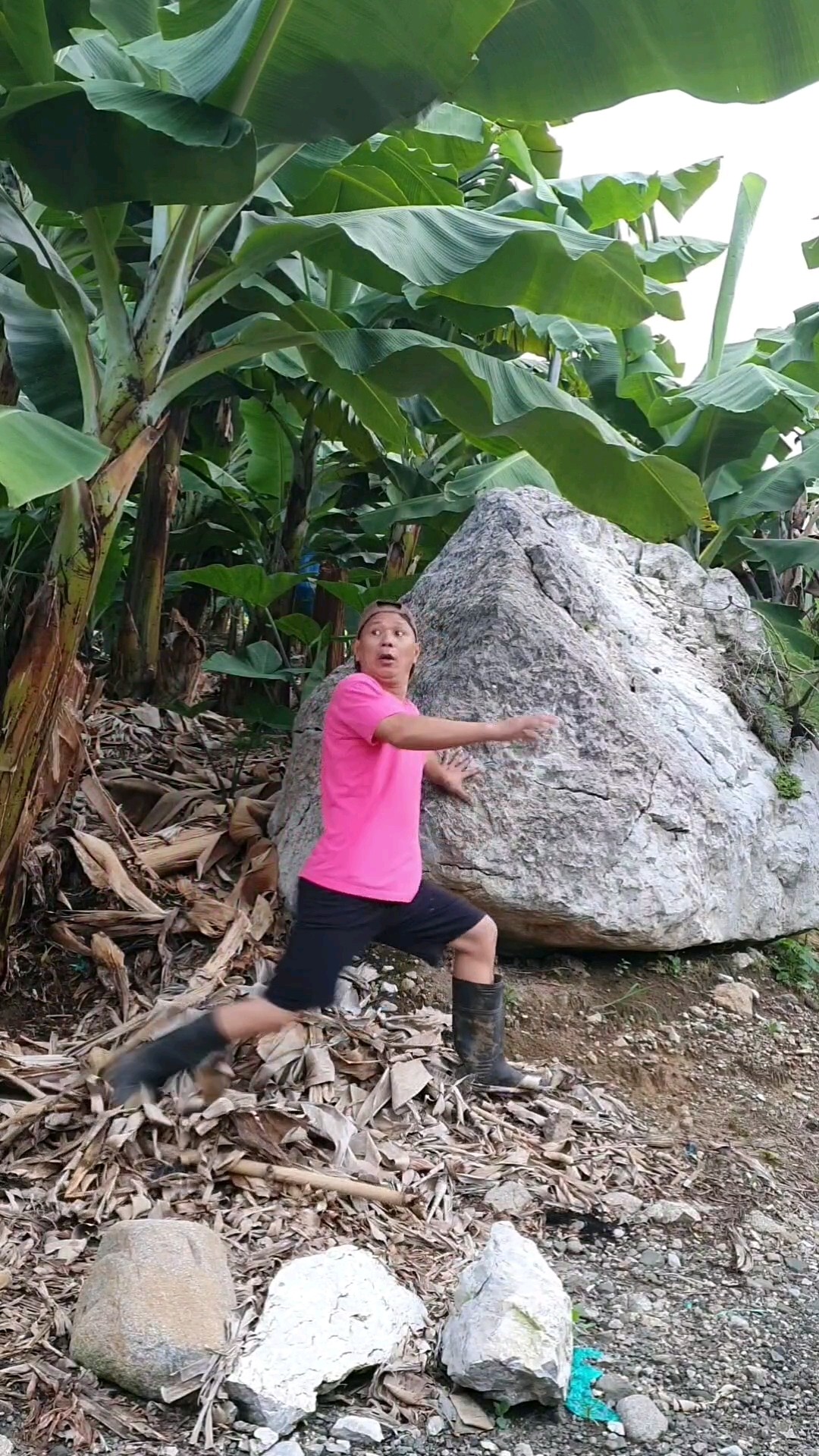 Run Somebody Chasing Me #magic#entertainment