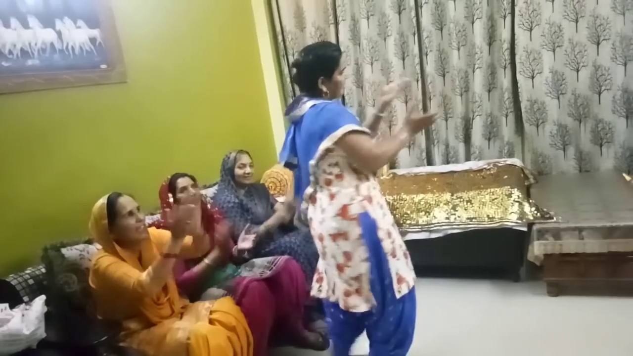 Dance on Haryanavi lok geet 