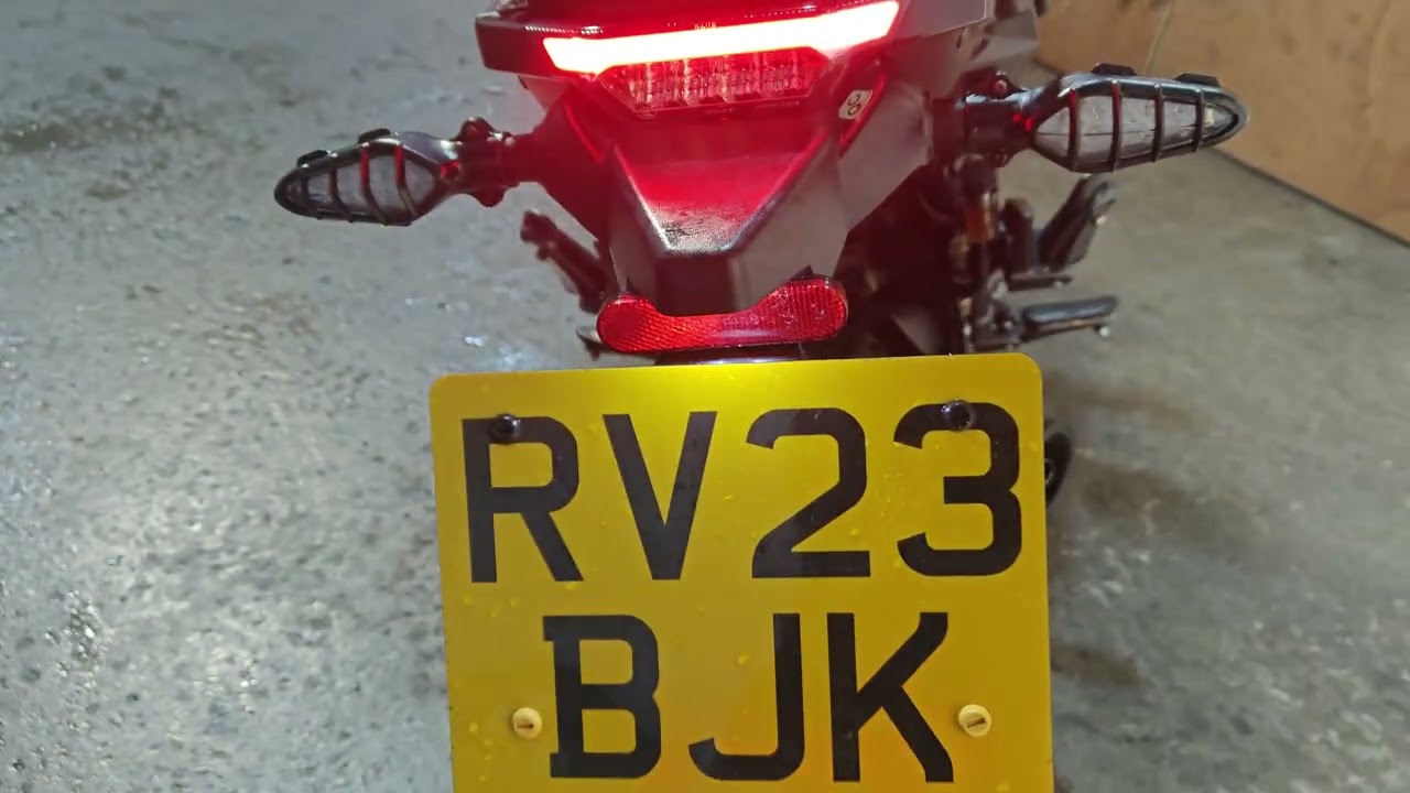 Zontes ZT125G1 walk around video 