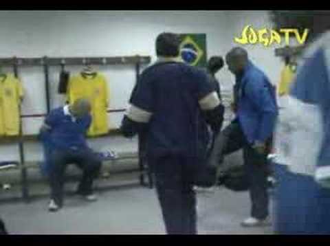 Futebol Brasileiro Joga Bonito by Nike Brazilian S...