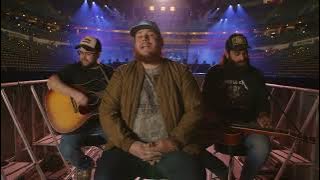 Luke Combs - Love You Anyway (Acoustic Video)