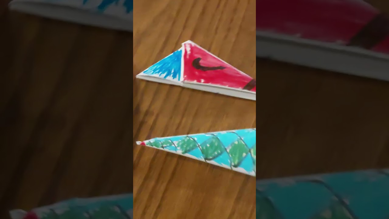 How to make a paper wolf claw