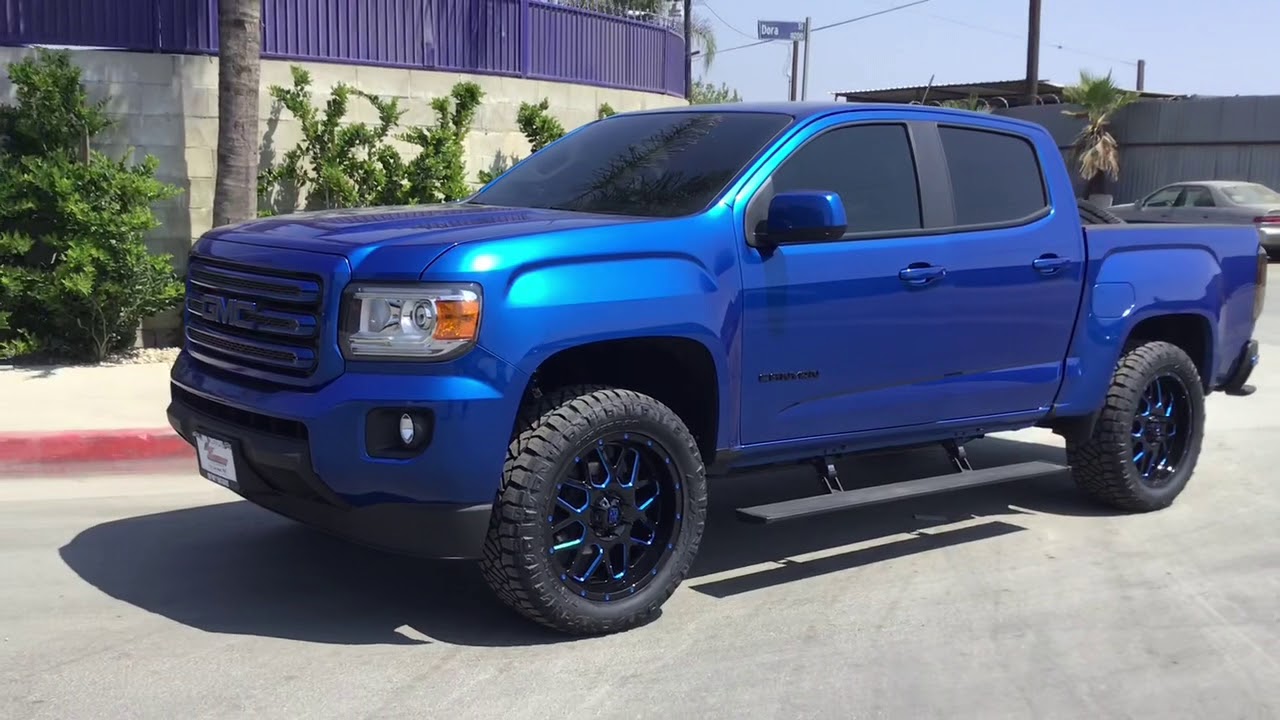 2018 GMC Canyon on 2.5 inch Leveling kit and 20x9 XD Wheels Wrapped