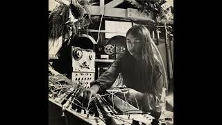 07- Suzanne Ciani - The Seventh Wave  Sailing Away