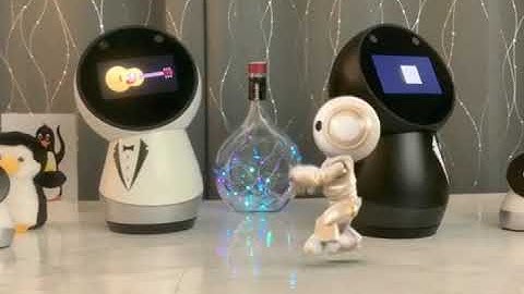 Jibo, WJ2 and BJ2 encountered with Alien the robot