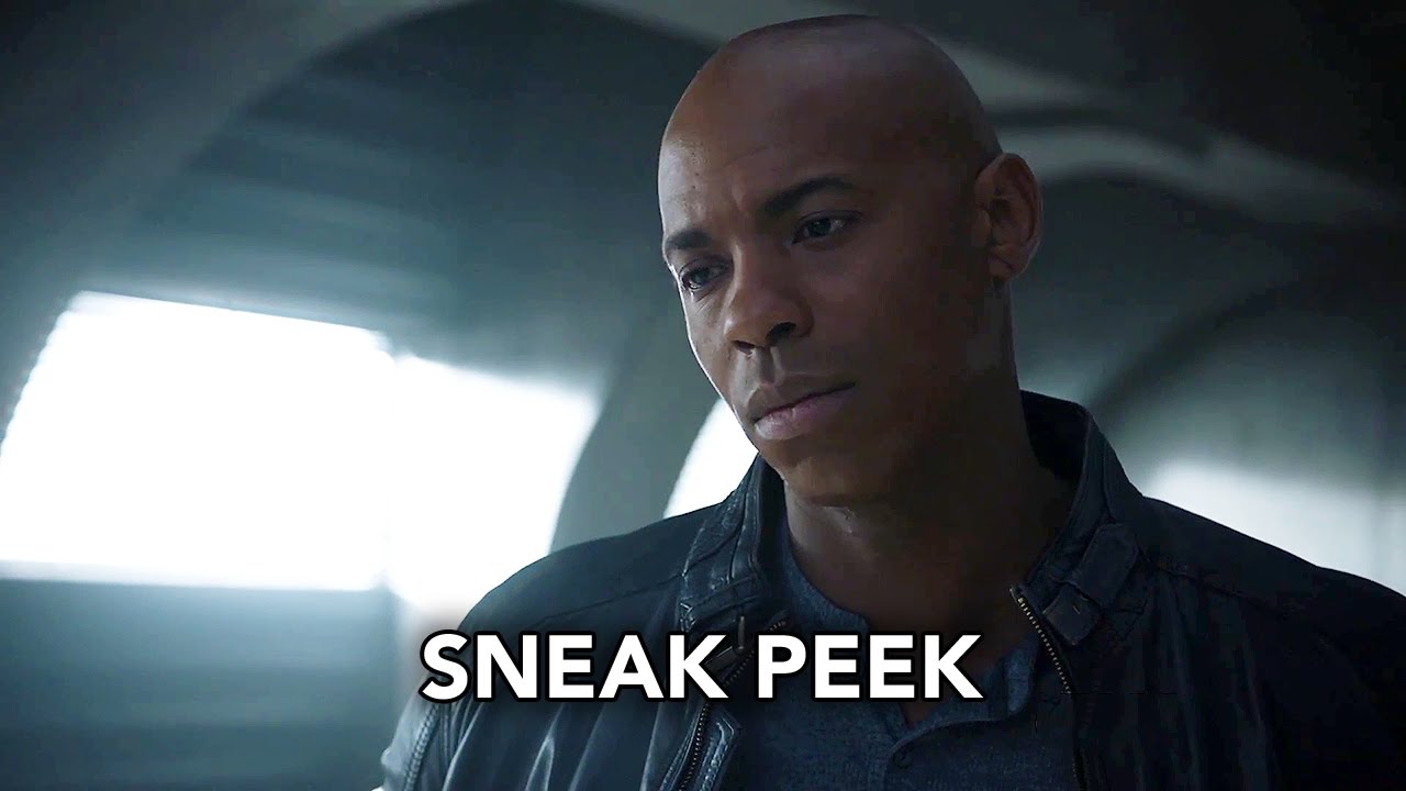 Supergirl 2x06 Sneak Peek #3 "Changing" (HD)