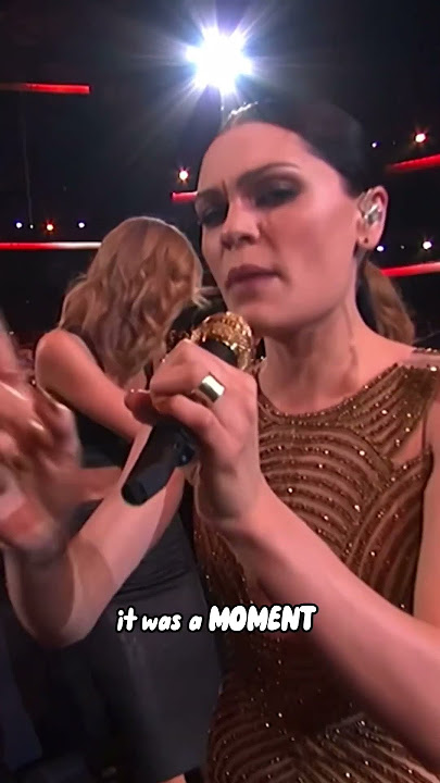 Iconic Bang Bang AMA’s Performance featuring Ariana Grande and Jessie J