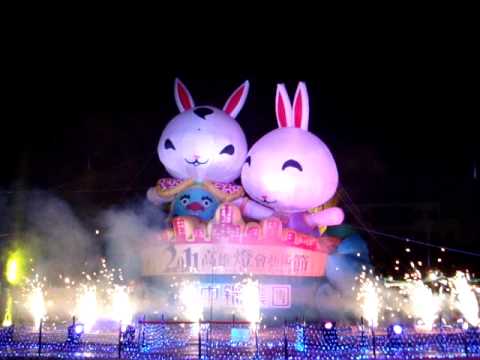 2011高雄燈會藝術節-高県市之星加演煙火秀