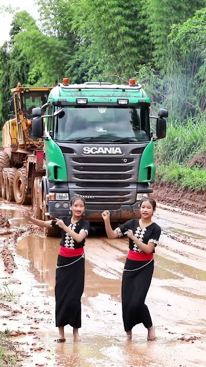 motorgraders#constructionequipment #volvotrucks #scaniav8 #hino #bulldozer #motorgrader #mecedes