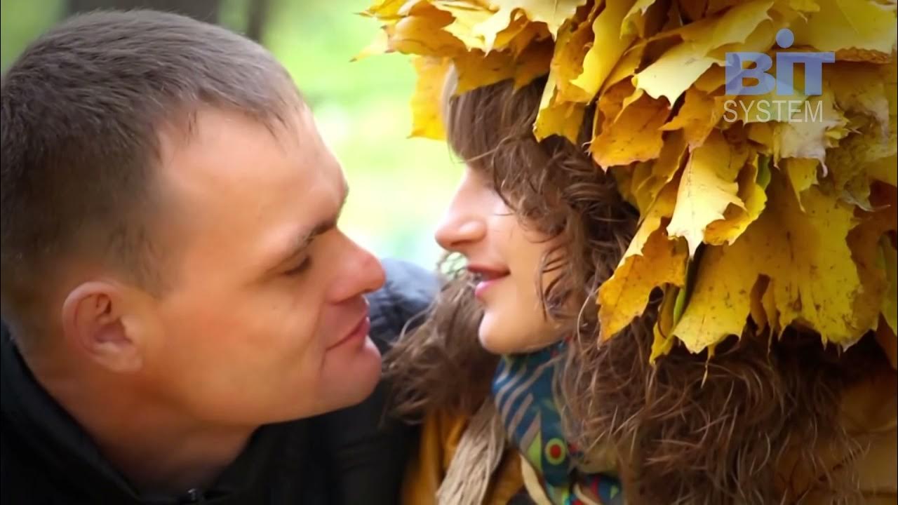 Песня новый год минус. Минусовка песни пара теплых слов. Пара теплых слов холодной осенью текст. Плюс минус песня текст. Минусовка песни пара теплых слов.