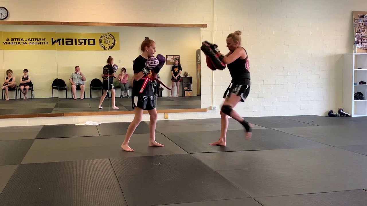 Mum and daughter KICKBOXING YouTube