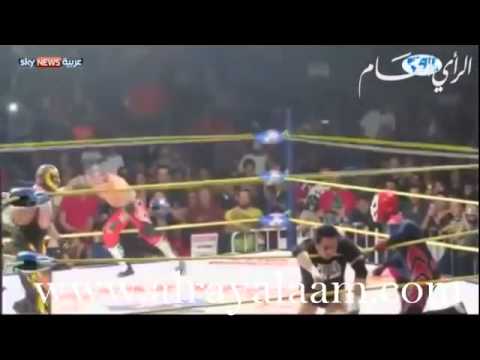 وفاة مصارع داخل الحلبة بضربة قاضية 