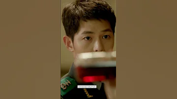 Song Joong Ki Song Hey Kyo Kiss 
