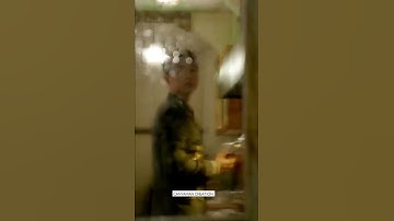 Thumbnail of Song joong ki & Song hey kyo Kiss 😘