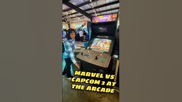 First time playing Marvel vs Capcom 2 at the arcade! #retro #marvelvscapcom #mvc2