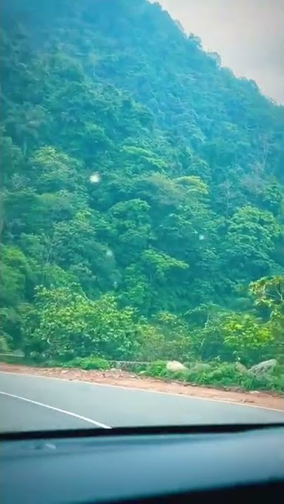 🚔Mengemudi Mobil Di🏔Pegunungan, Alam yang Indah #status #tren #celana pendek