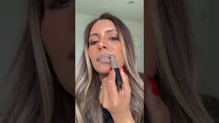 Celebrity #concealertips #90s #makeup #glam #stone #lipstick #maccosmetics Profile