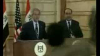 bush kena baling kasut flv