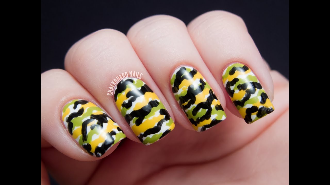 easy camouflage nail art