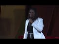 Como promover a igualdade racial dentro das empresas | Lisiane Lemos | TEDxFloripa