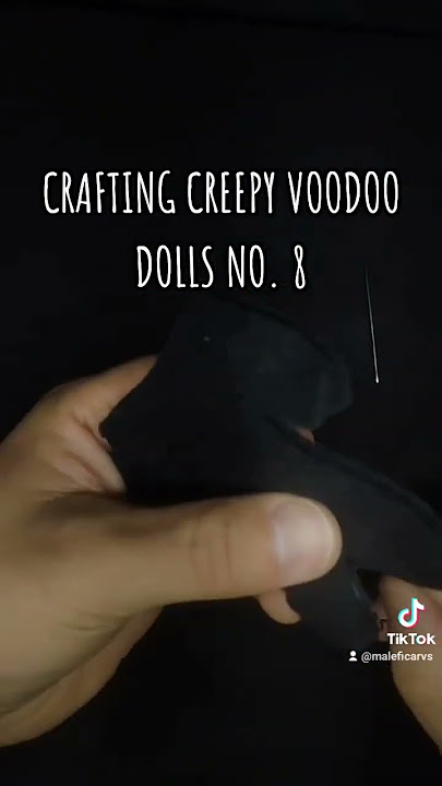 Crafting Creepy Voodoo Dolls No. 8 #scary #horror #aterrador #dolls #felt #art #ghost #sewing