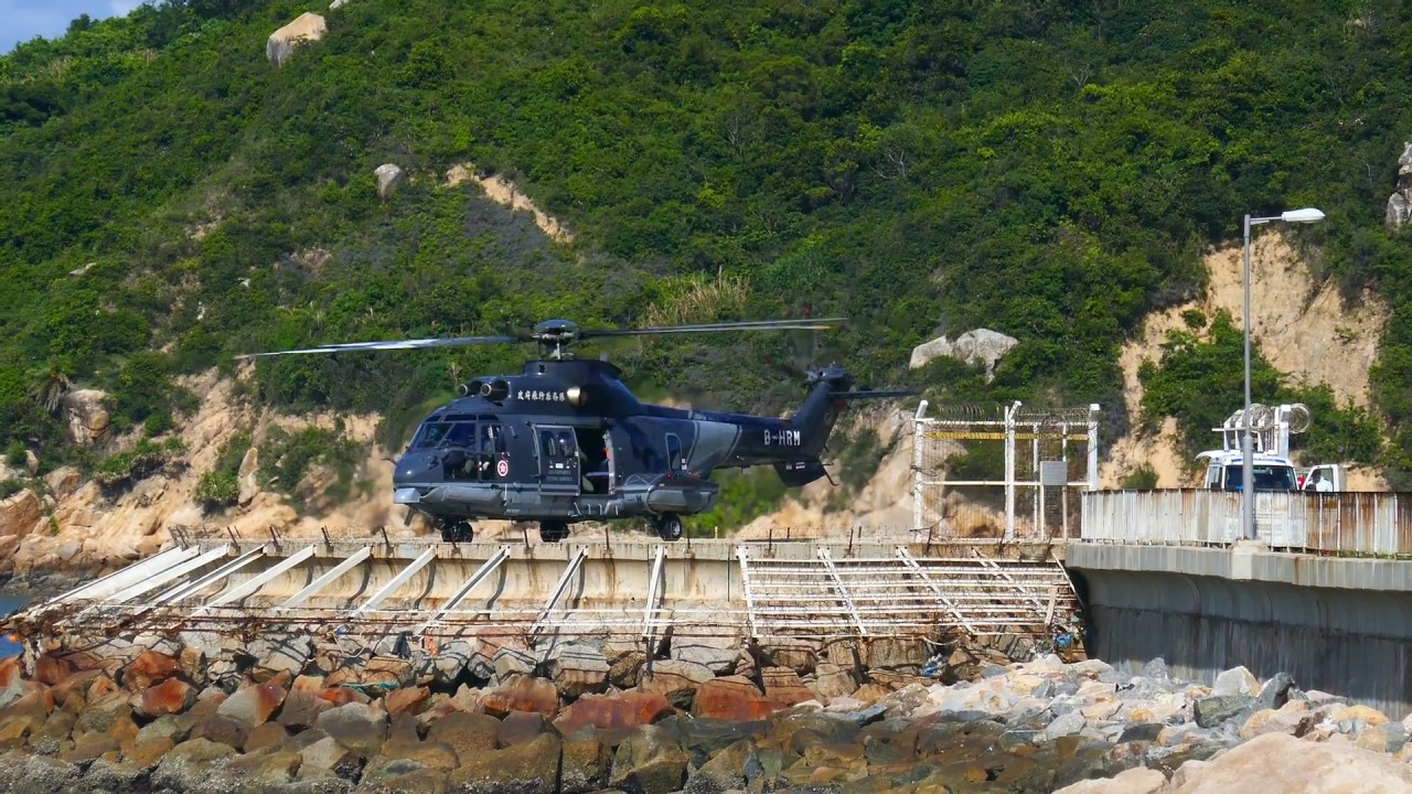 [政府飛行服務隊 GFS] 超級美洲豹 AS332 L2 離開長洲. Super Puma AS332 L2 Cheung Chau ...