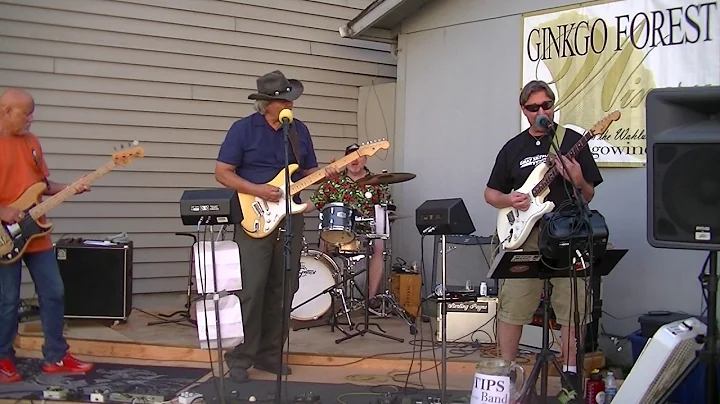 Sterling Payne at Ginkgo Forrest Winery 2016 07 16