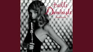 Video thumbnail of "Arielle Dombasle - Besame Mucho"