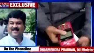 Dharmendra Pradhan On Petrol Pumps Accepting Only Cash