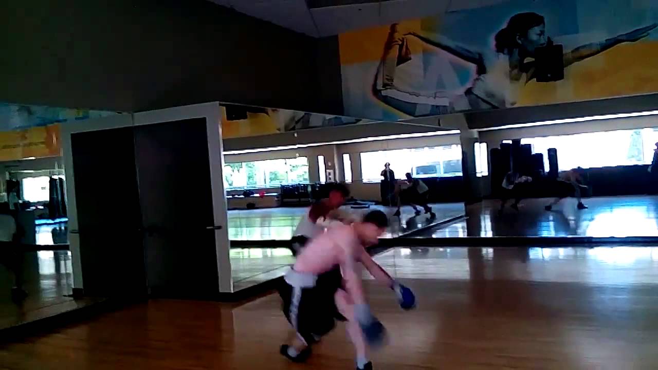 Roided up asian heavyweight COLD CLOCKS Charlie Zelenoff...... YouTube