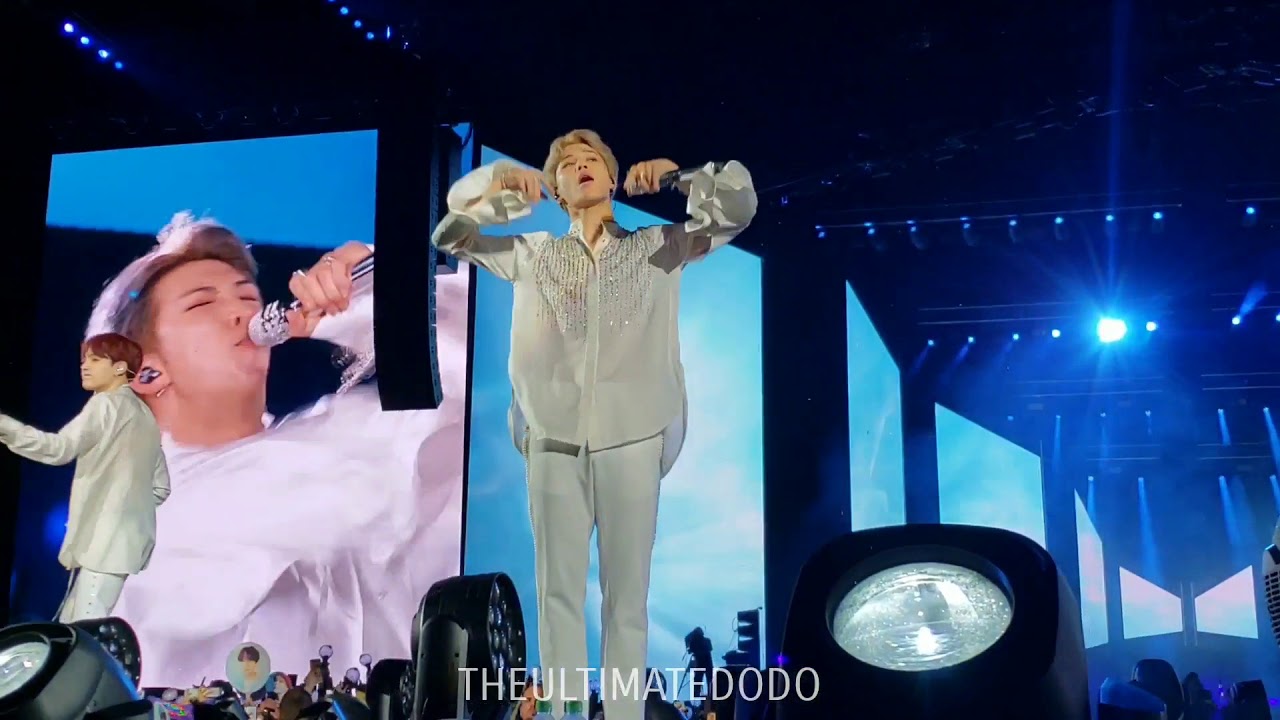 181006 Run @ BTS 방탄소년단 Love Yourself Tour in Citi Field NYC Fancam 직캠