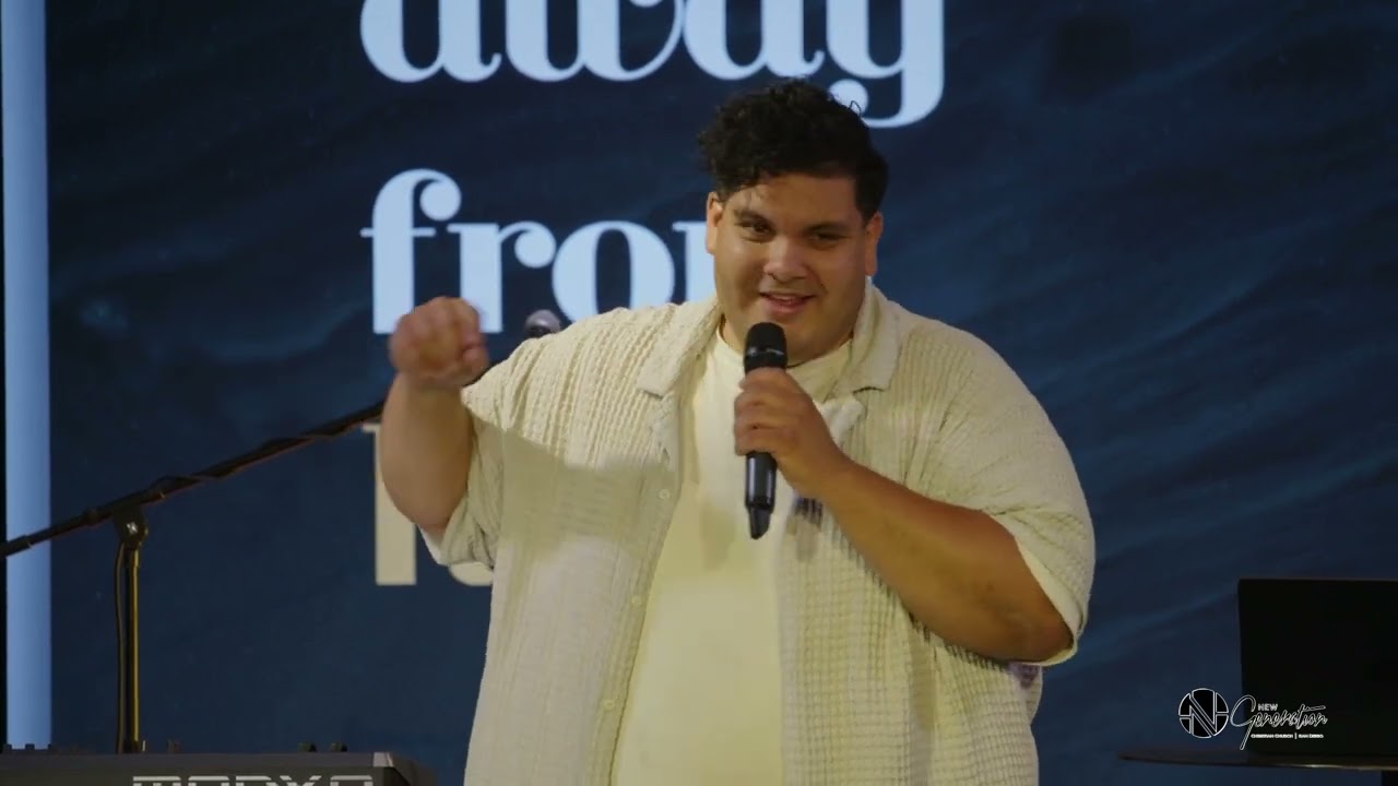 "Рыкающий лев. Разоблачая врага". Mario E. Alas Jr