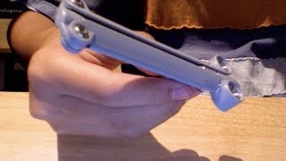 Drop and single flip tricks W/Baliyo (Balisong Pen)