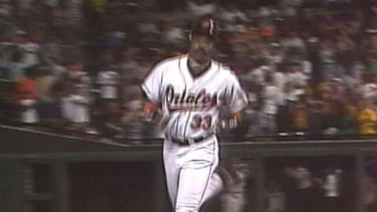 Eddie Murray Recalls His 500th Home Run  Orioles vs. Tigers - September 6,  1996 