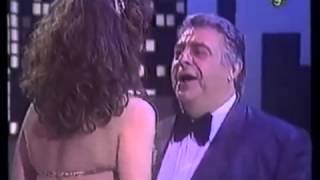 Las Gatitas de Porcel: Humor con Claudia Santos - YouTube