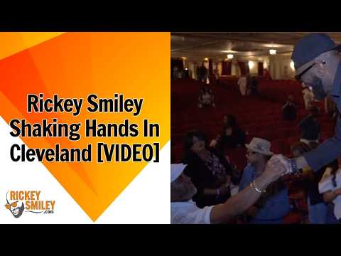 Rickey Smiley Shaking Hands With People In Cleveland