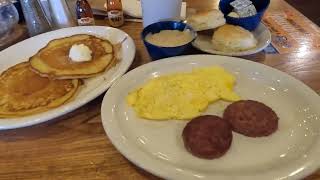 Short Tour of Cracker Barrel 🍳