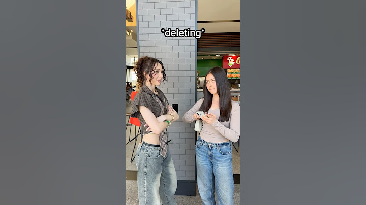 When you ask your friend to help you 😁 @SofiManassyan #elsarca #tiktok
