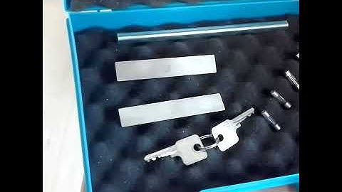 Dielectric breakdown voltage meter