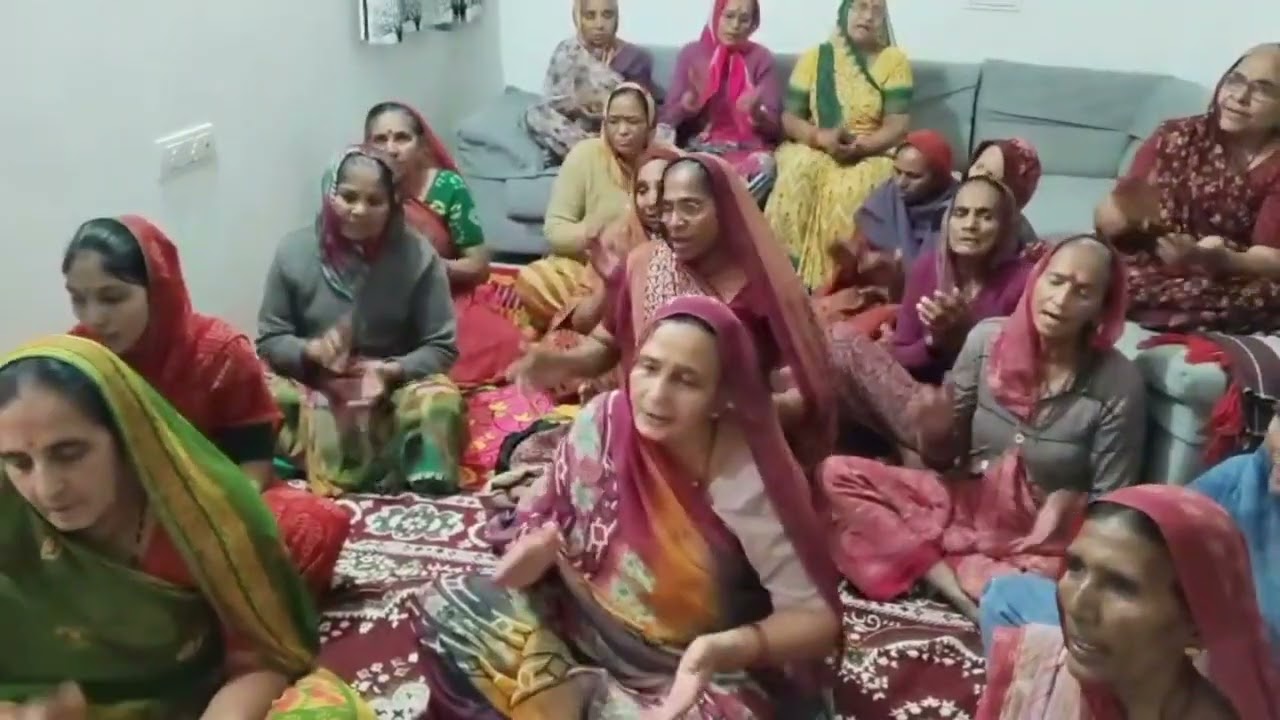 હરિ ગુણ ગાઓ બીજાનુ શુ કામ છે...#bhajan #bhajanmandal #bhajanmandalvejalka #satsang #mahilamandal 