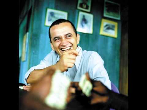 Putar La Hamaca De La Noche - Yuri Buenaventura