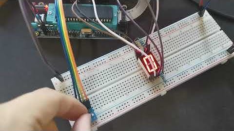 Práctica 02 - Convertidor de BCD A 7 segmentos (Cátodo común)